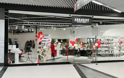 ARKADIUS - Fryzjer | Manicure | Kosmetyka | Depilacja laserowa | Pruszków